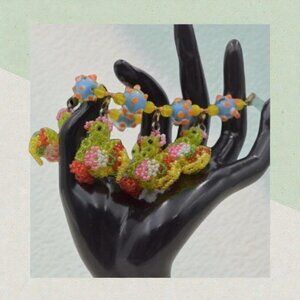 EUC Victoria & Richard Emprise Beaded Chicken Bracelet